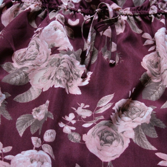 Rue21 Maroon Floral Dress Size Small - Picture 2 of 5